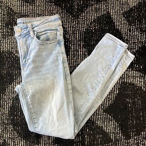 Women's Light Blue Jeans